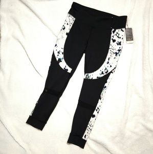 Calia by Carrie Underwood Tight Fit workout pants